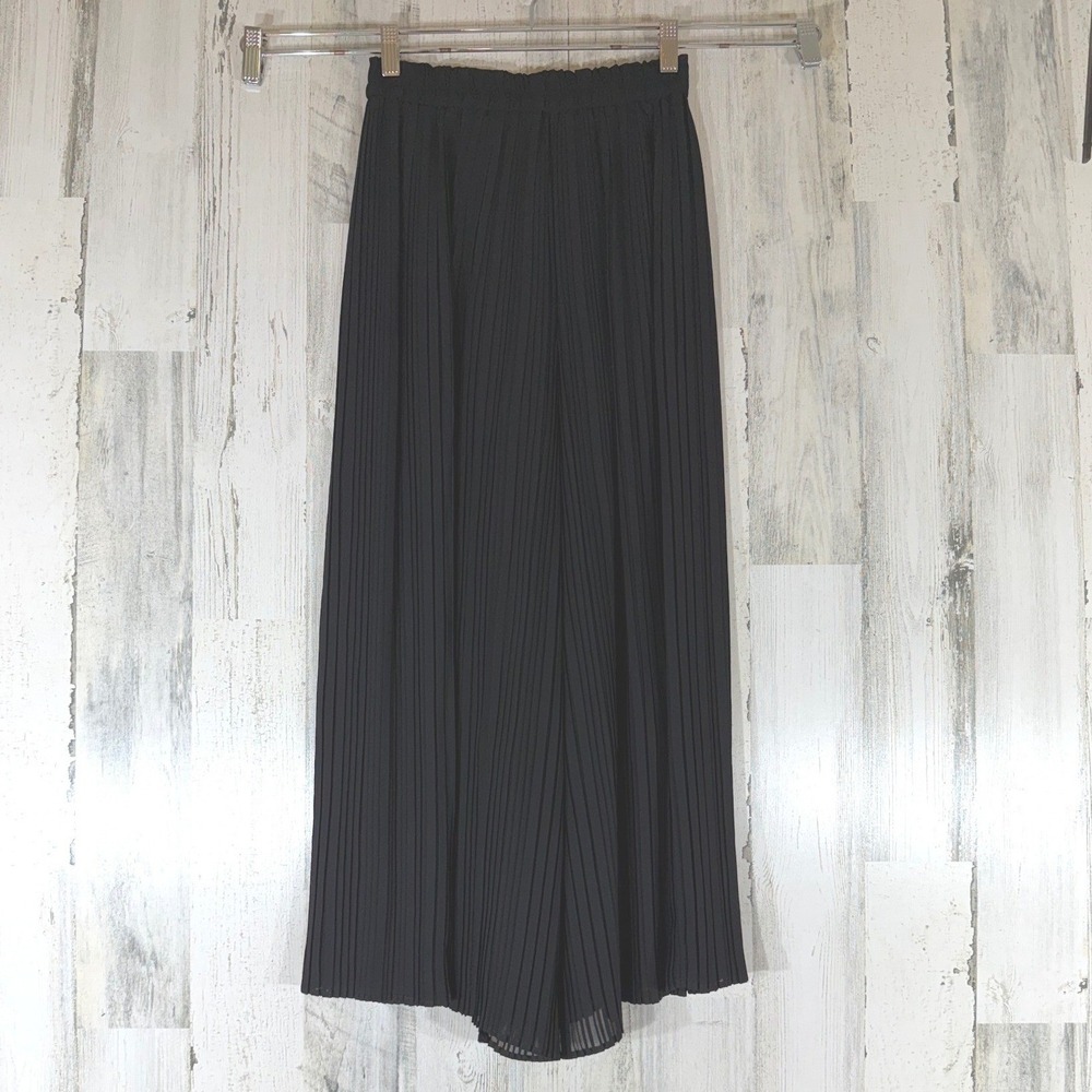 Uniqlo Pleated Wide Leg Pants XS Black Elastic Waist Lined Palazzo Goth Academia